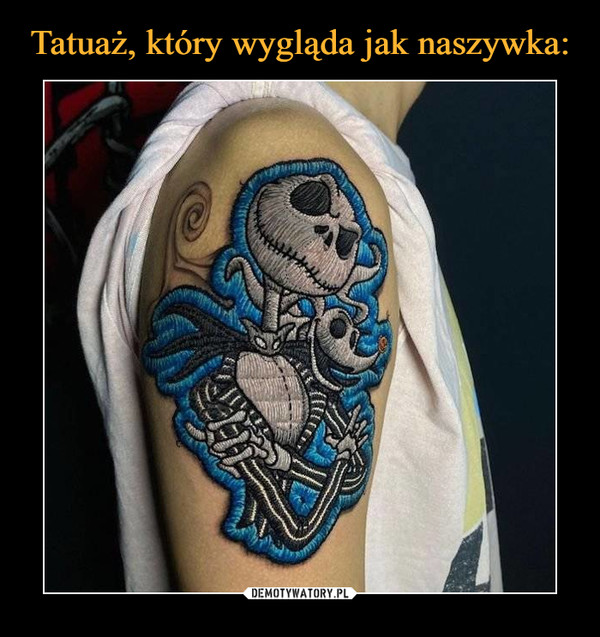 Tatuaż, który wygląda jak naszywka: